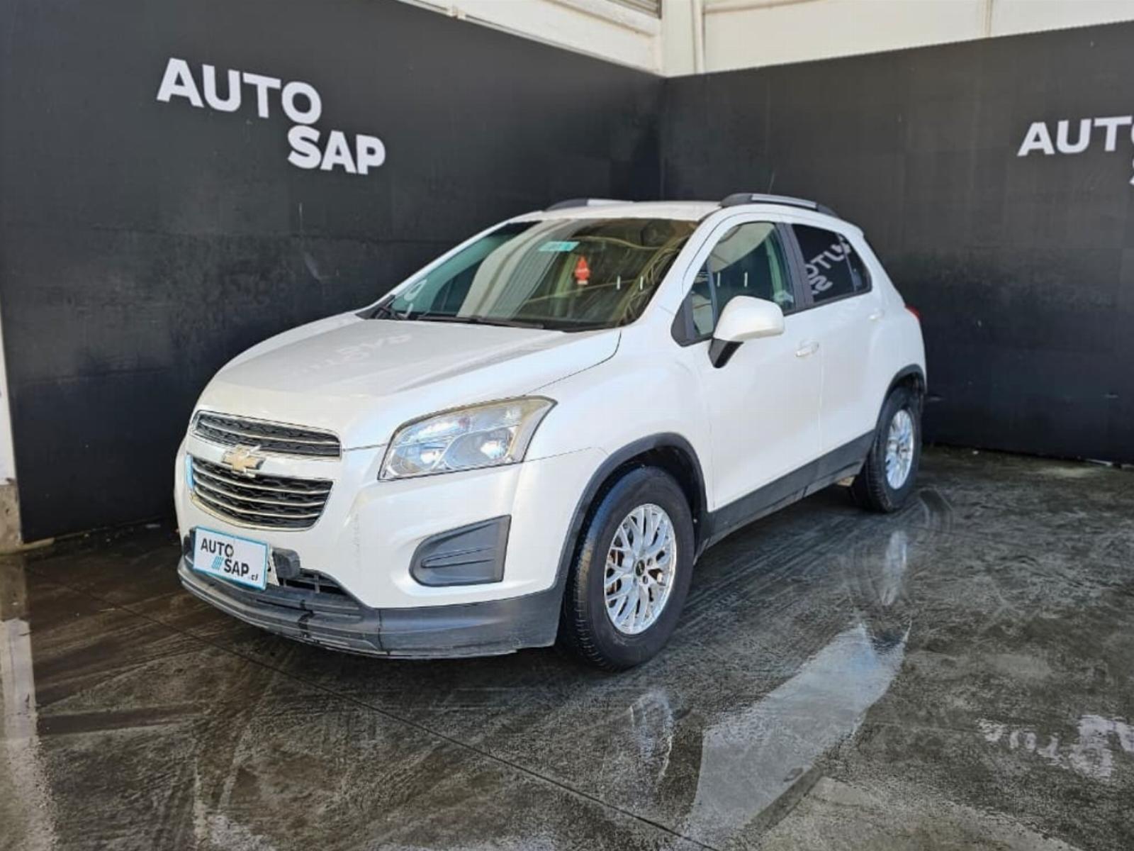 CHEVROLET TRACKER LS 1.8 MT 2016 EXCELENTE ESTADO - FULL MOTOR