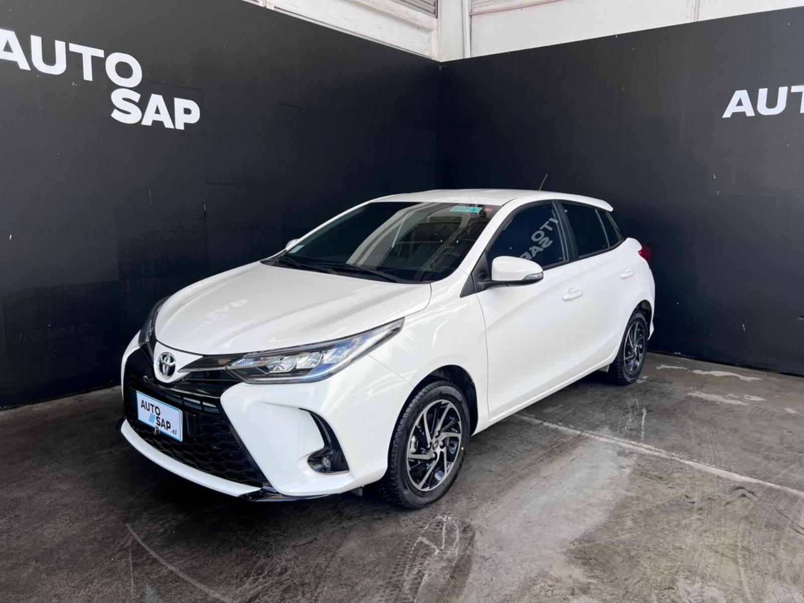 TOYOTA YARIS SPORT 1.5 AUTOMATICO 2022 EXCELENTE ESTADO, COMO NUEVO - FULL MOTOR