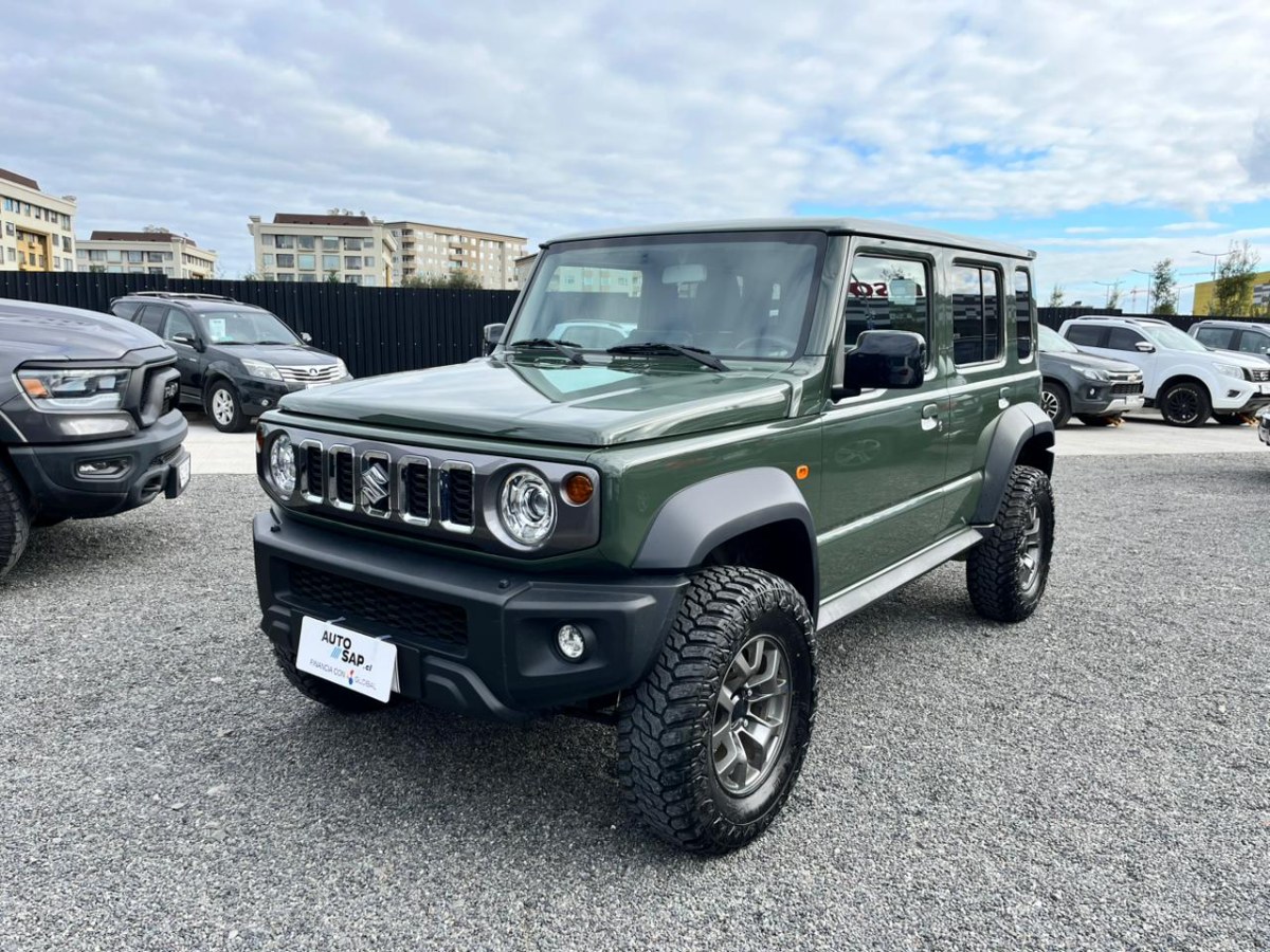 SUZUKI JIMNY 5P 1.5 GLX MT 2024 UNICO DUEÑO, EXCELENTE ESTADO - FULL MOTOR