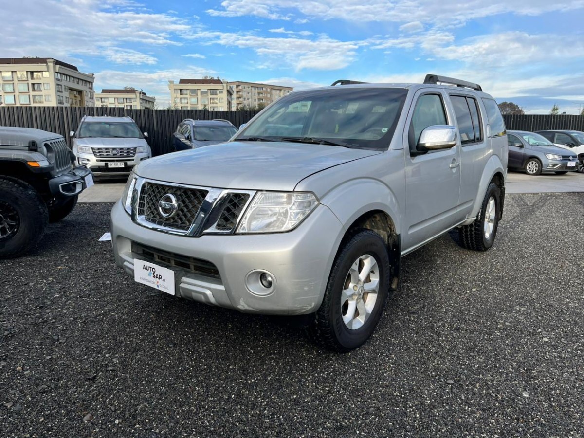 NISSAN PATHFINDER PATHFINDER LE 4X4 2.5 2011 UNICO DUEÑO, EXCELENTE ESTADO - FULL MOTOR