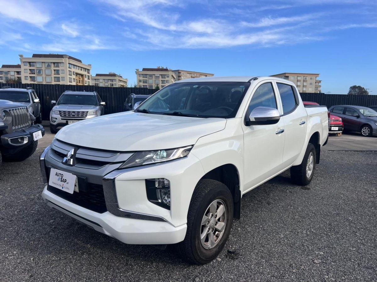 MITSUBISHI L200 KATANA CRT 2.4 2022 EXCELENTE ESTADO - FULL MOTOR