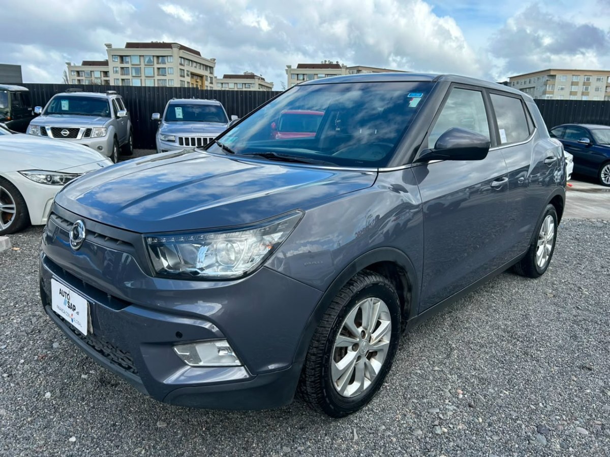 SSANGYONG TIVOLI 1.6 MT 2020 BUEN ESTADO - FULL MOTOR
