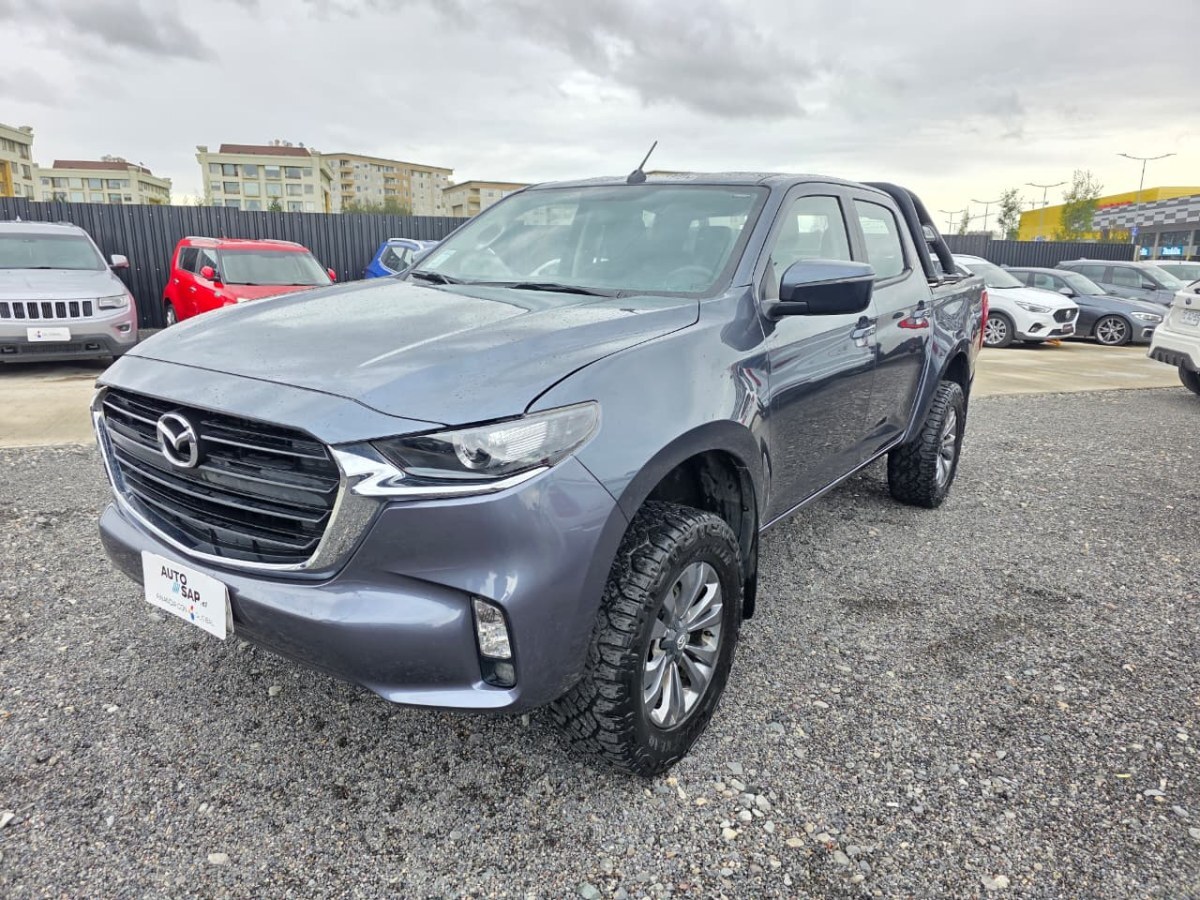 MAZDA BT-50 3.0 CORE 4X4 6MT 2024 UNICO DUEÑO, EXCELENTE ESTADO - FULL MOTOR