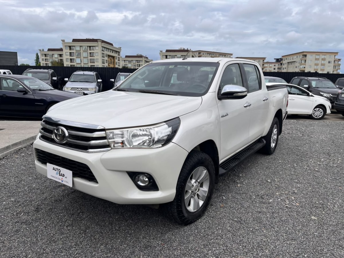 TOYOTA HILUX SRV 4X4 2.8 2017 UNICO DUEÑO, EXCELENTE ESTADO - FULL MOTOR