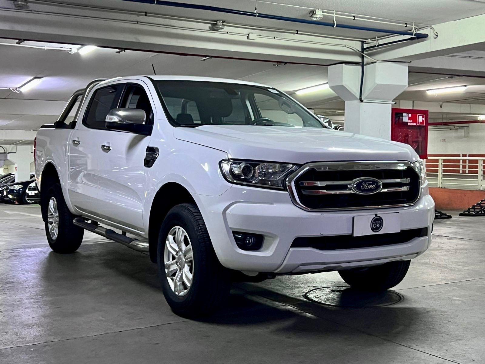 FORD RANGER XLT 2.5 MT 2024 ÚNICO DUEÑO - 