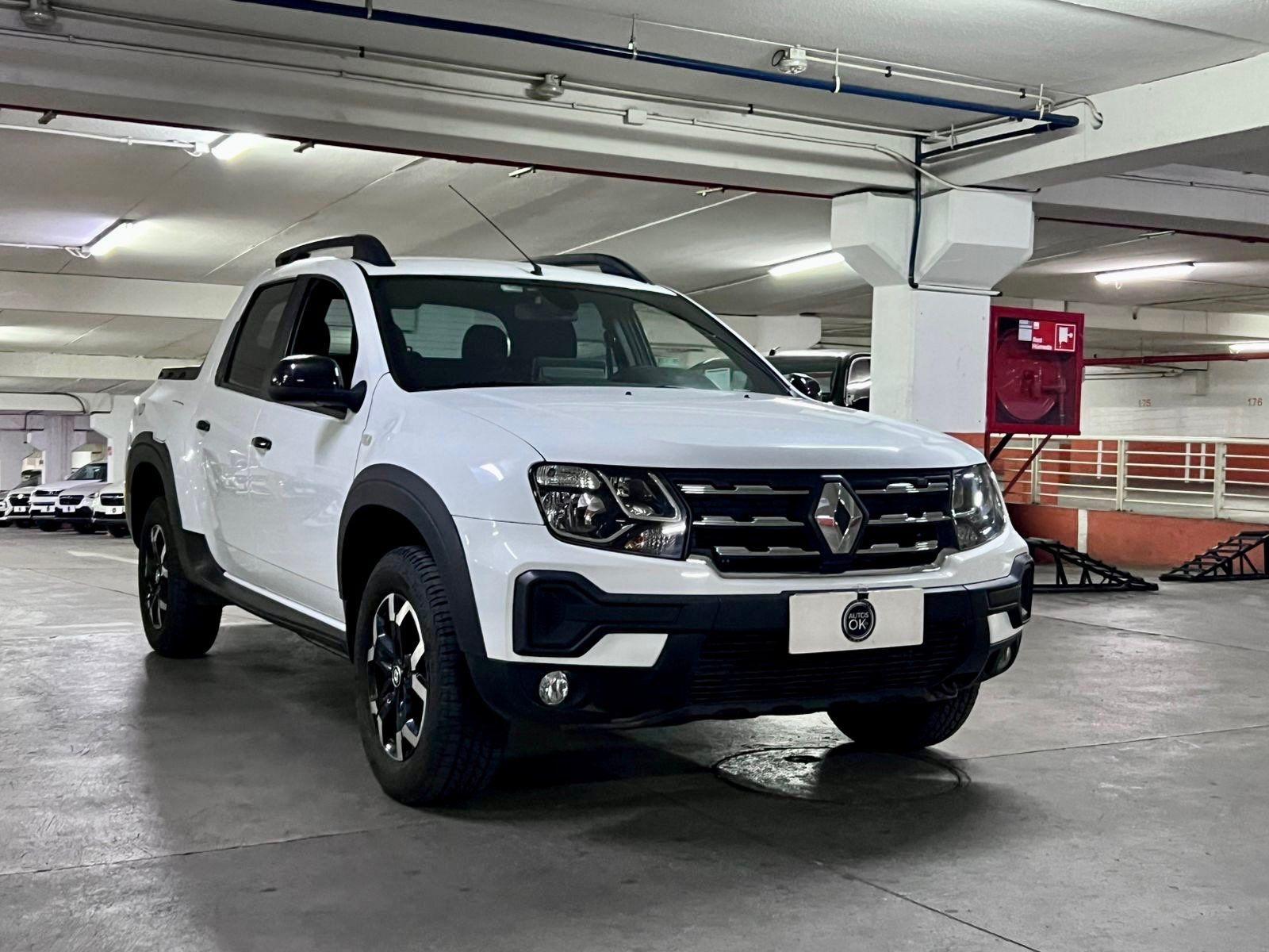 RENAULT OROCH INTENS TURBO 1.3 4X4 MT 2023  - 
