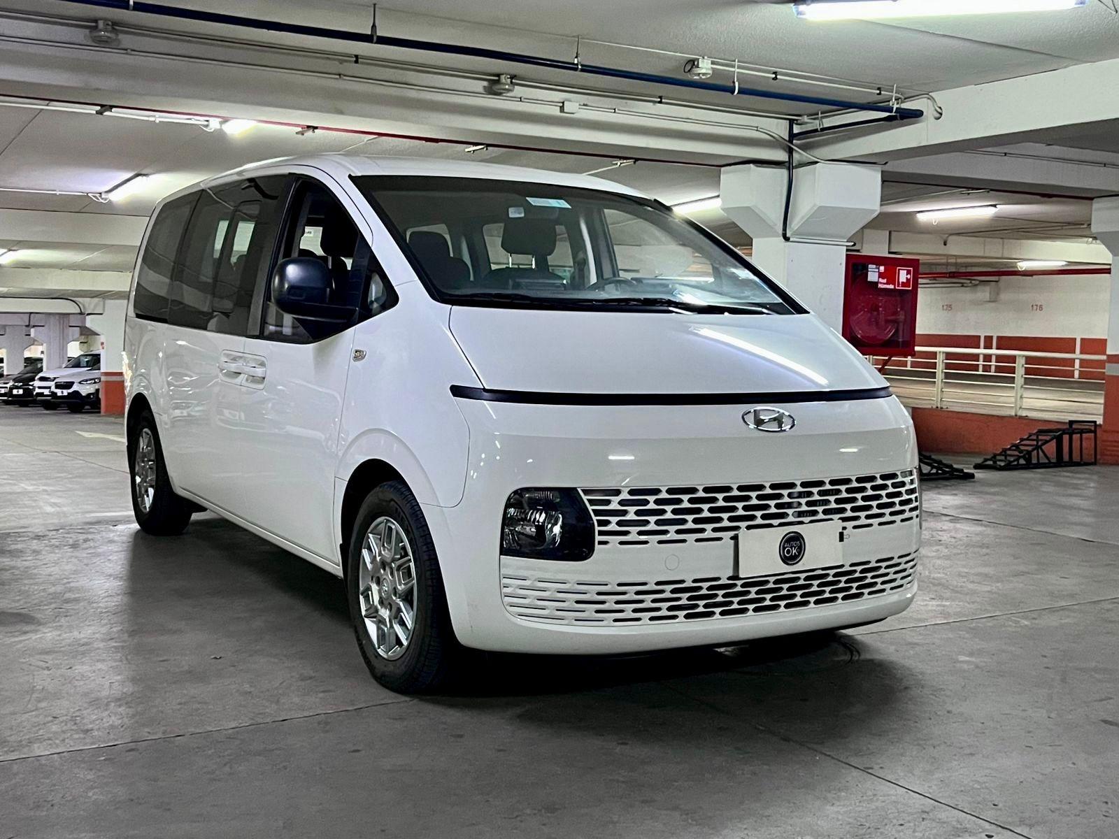 HYUNDAI STARIA 2.2 CRDI 11P 2024 UN DUEÑO, FACTURABLE - 