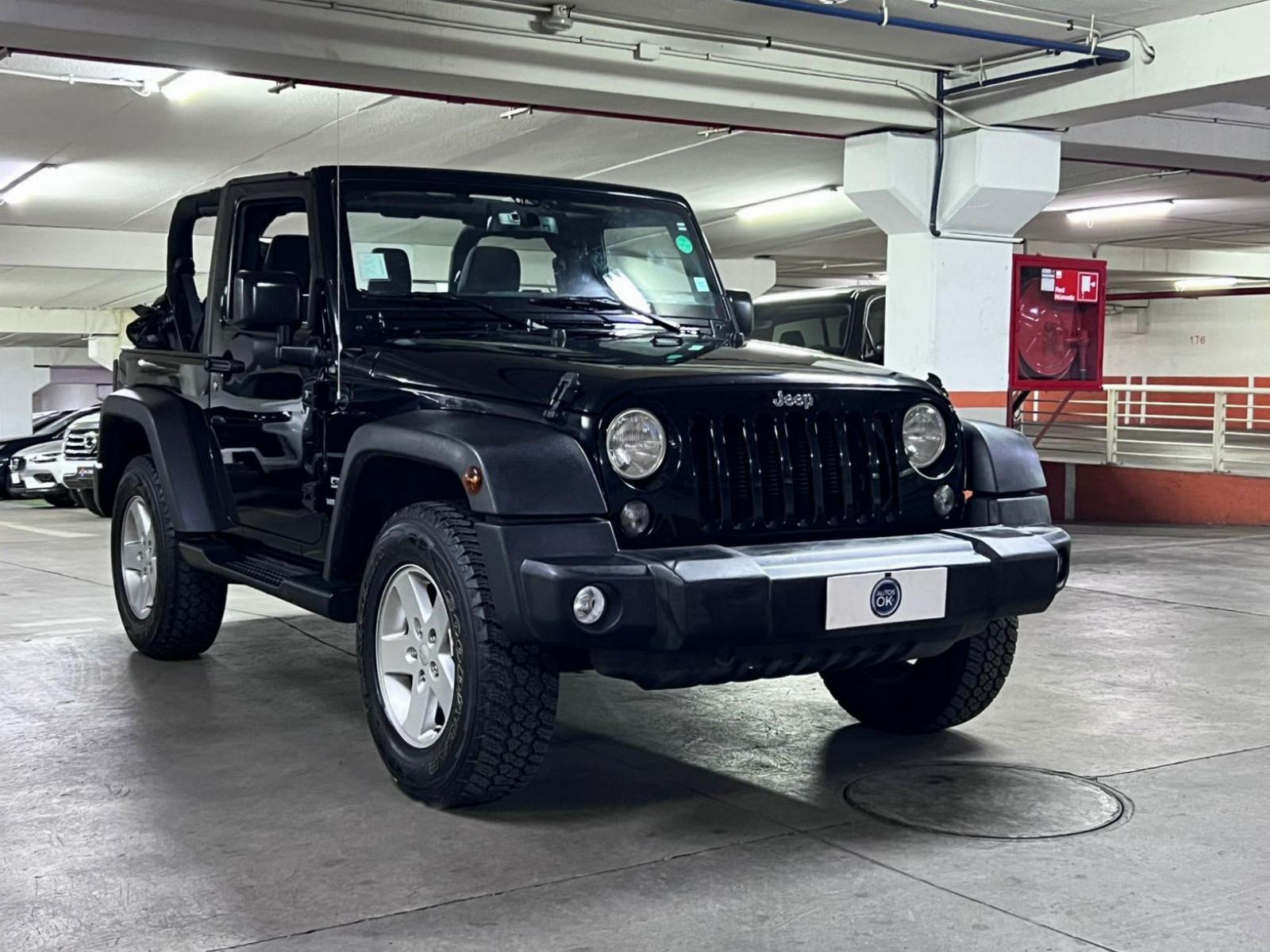 JEEP WRANGLER SPORT 3.6 2016 UN DUEÑO MANTENIMIENTO EN LA MARCA - 