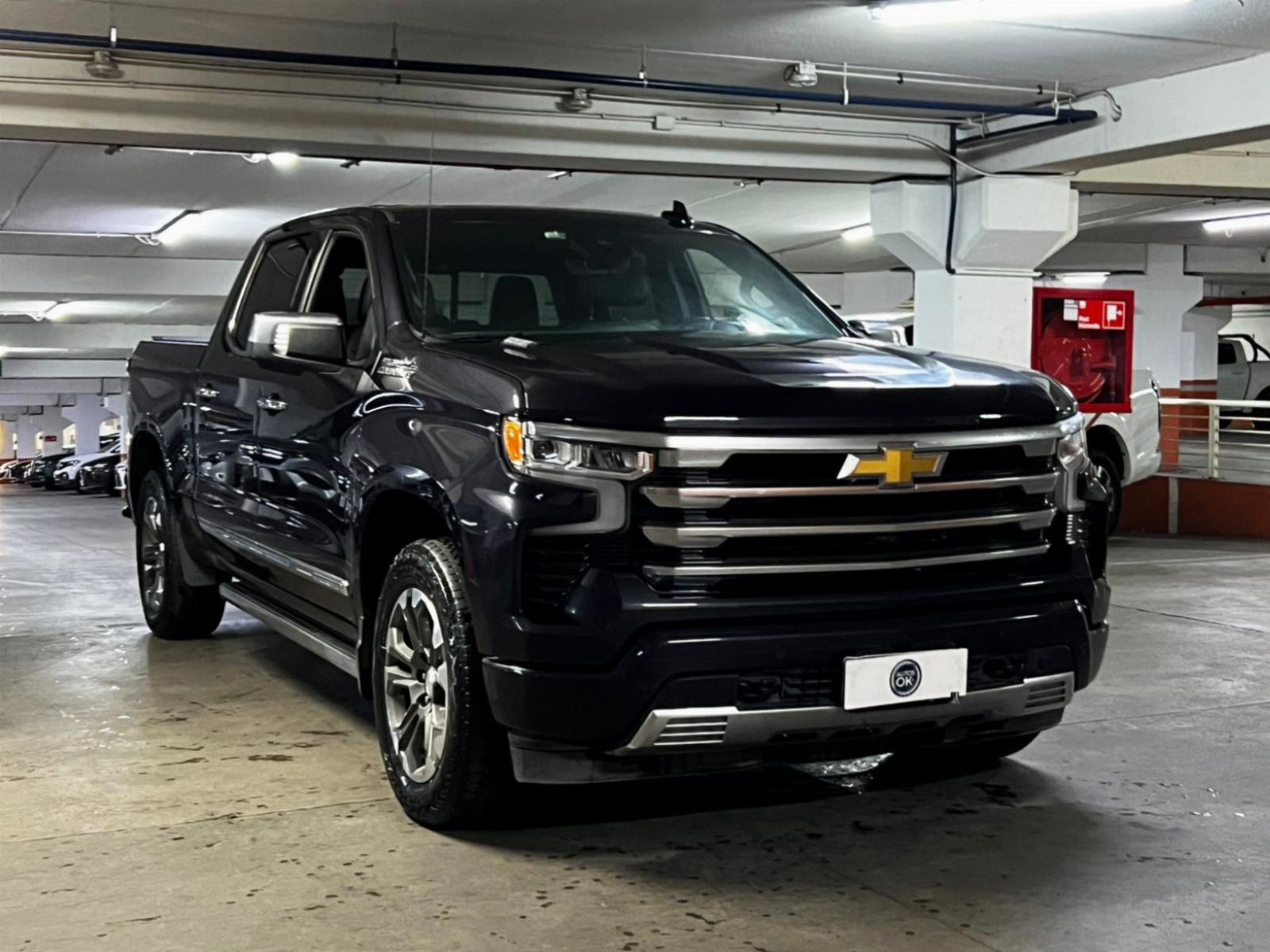 CHEVROLET SILVERADO 3.0TD High Country Auto DC 4WD 2023 ÚNICO DUEÑO, MANTENIMIENTO EN LA MARCA - 