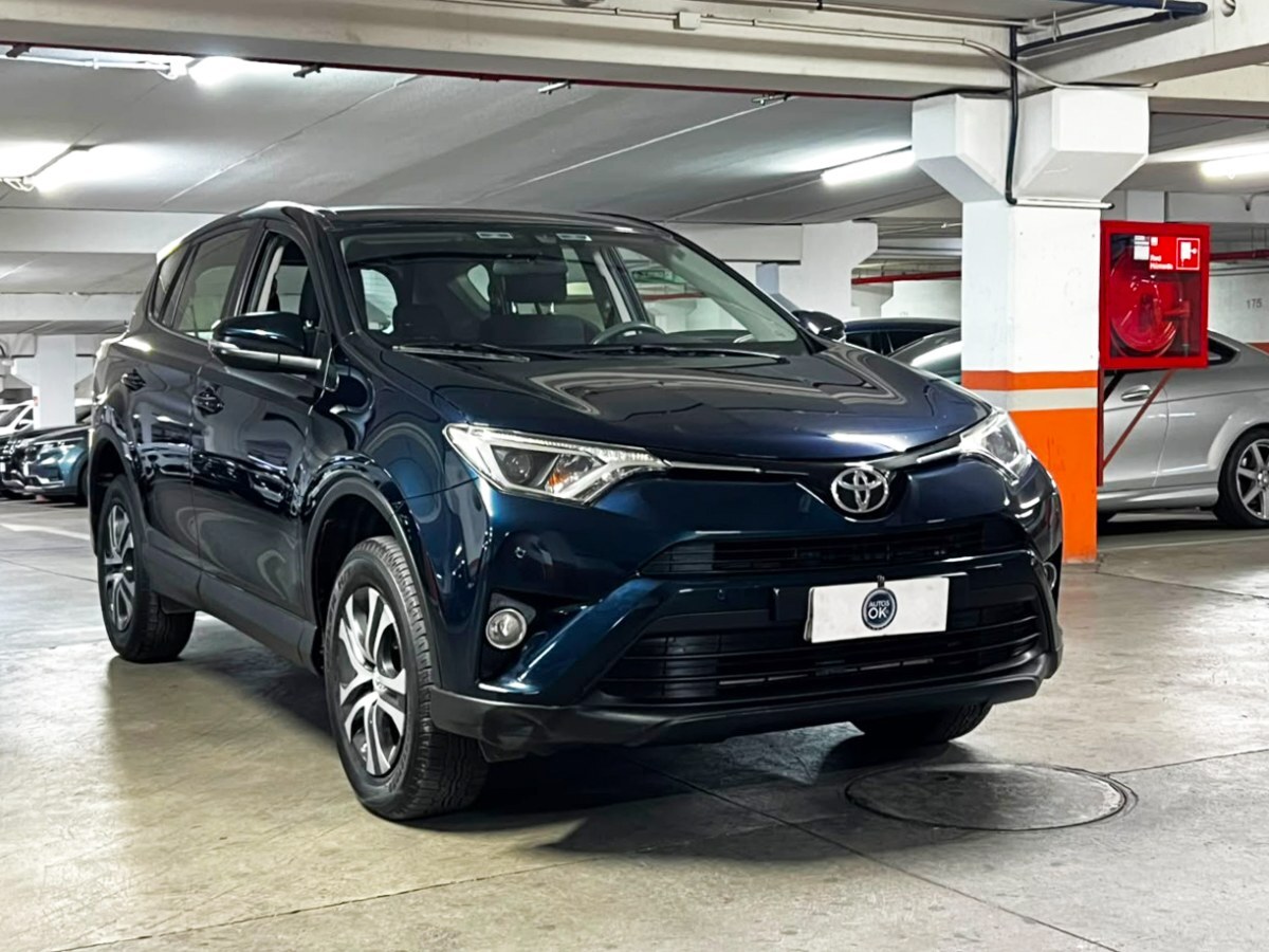 TOYOTA RAV 4 2.0 LUJO MT 4x2 2018 MANTENIMIENTO EN LA MARCA - FULL MOTOR