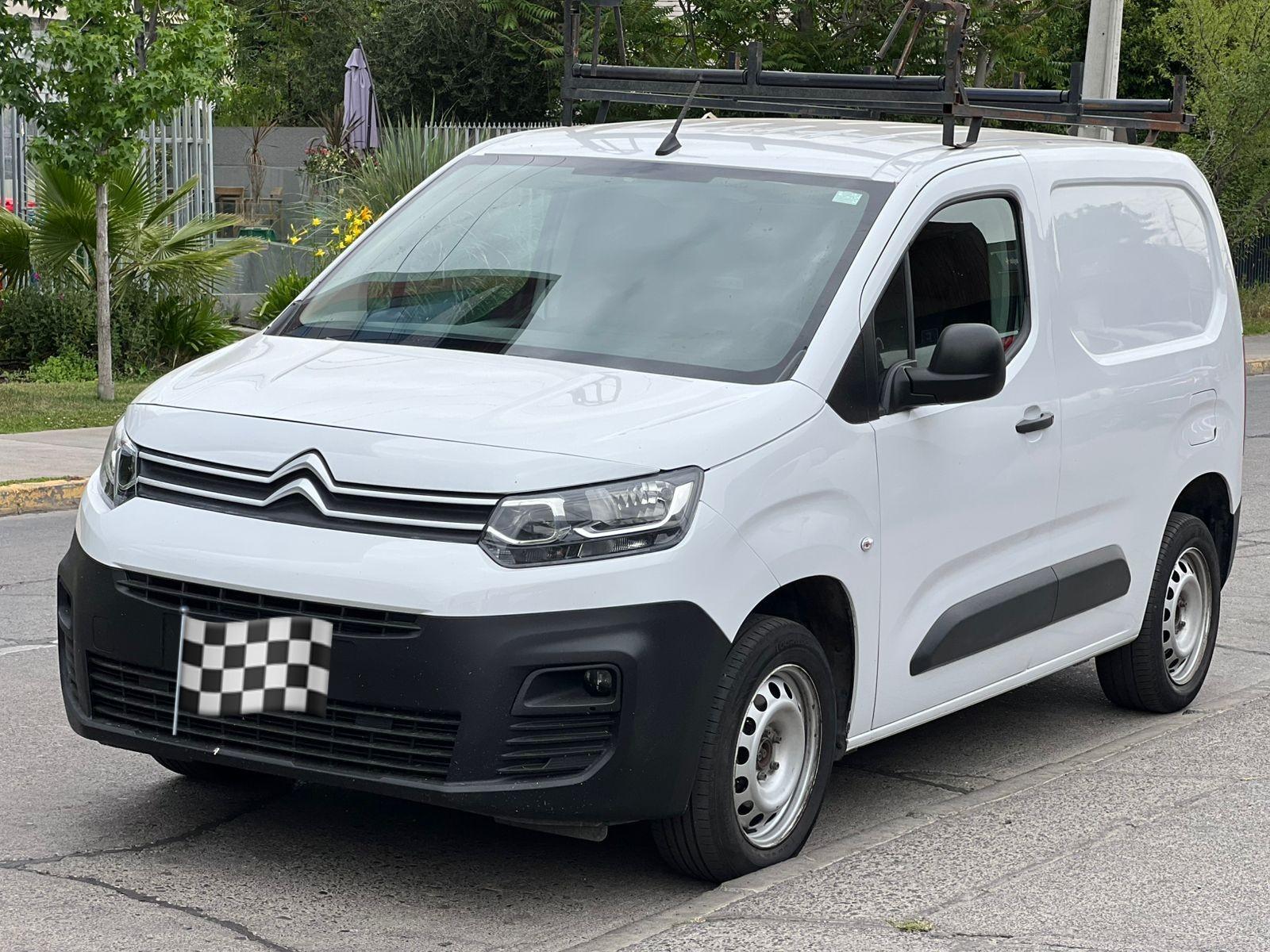 CITROËN BERLINGO BERLINGO 1.5 DIESEL 2023 BERLINGO 1.5 DIESEL - FULL MOTOR