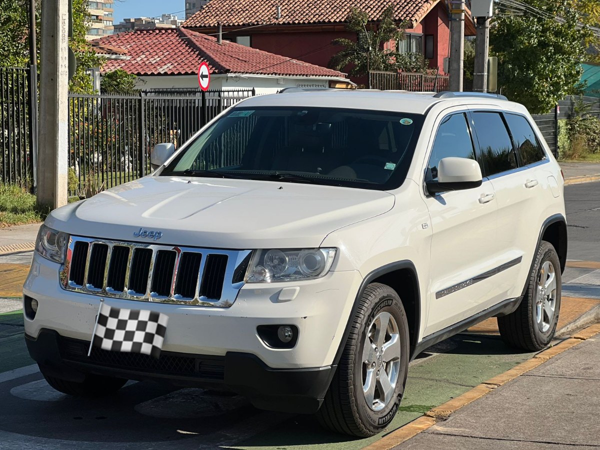 JEEP GRAND CHEROKEE GRAND CHEROKEE LAREDO 4X4 3.6AUT 2013 GRAND CHEROKEE LAREDO 4X4 3.6AUT - FULL MOTOR