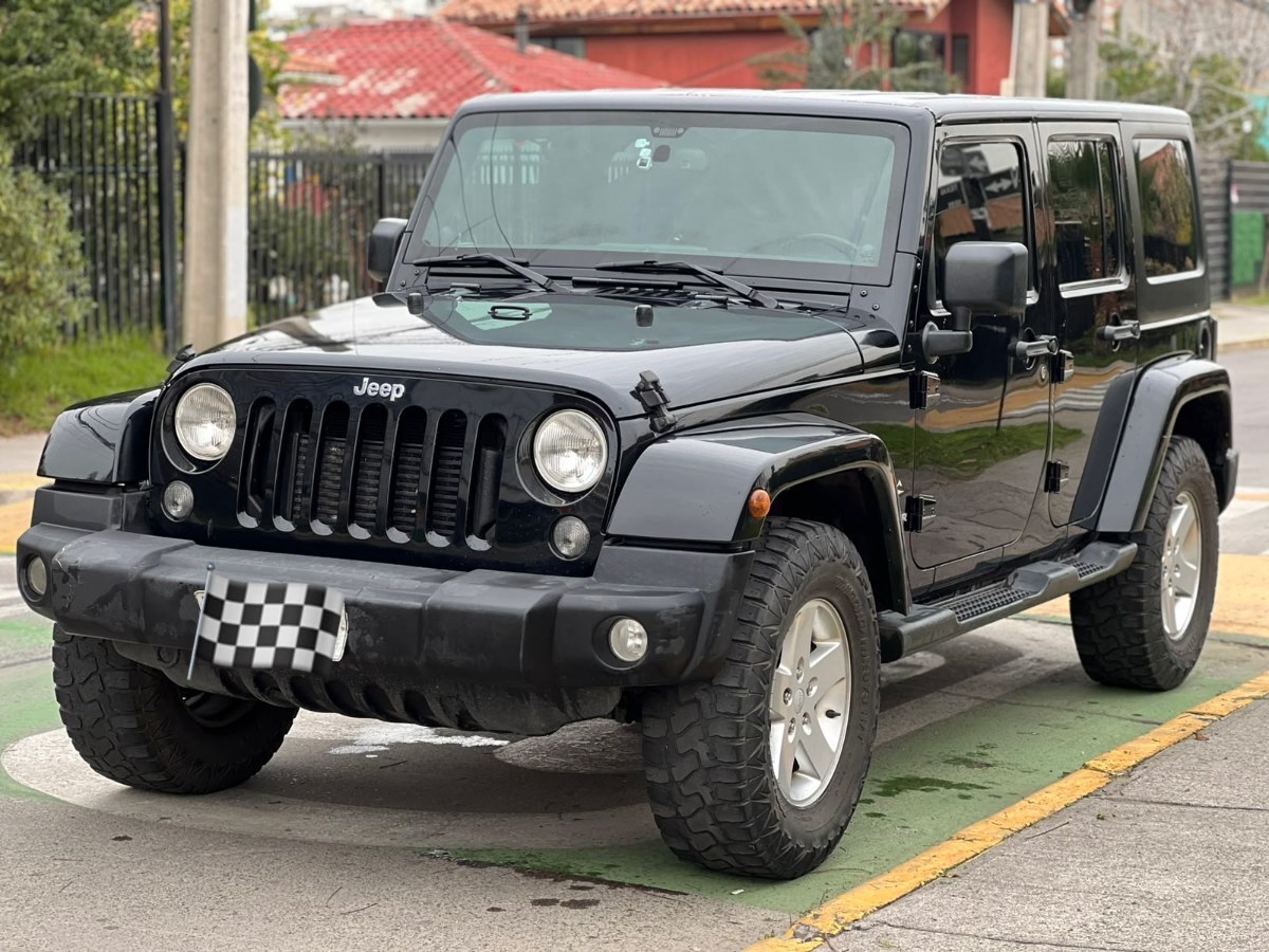 JEEP WRANGLER Wrangler 2.8 SAHARA UNLIMITED DIESEL 4X4 MOAB AT 5 2014 Wrangler 2.8 SAHARA UNLIMITED DIESEL 4X4 MOAB AT 5 - FULL MOTOR