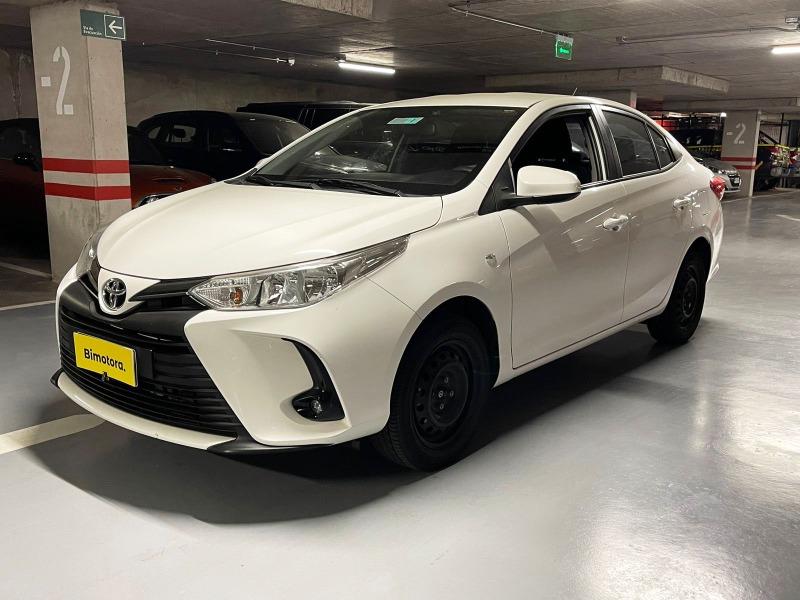 TOYOTA YARIS 1.5 2021 SÓLO 18.400 KILÓMETROS - 