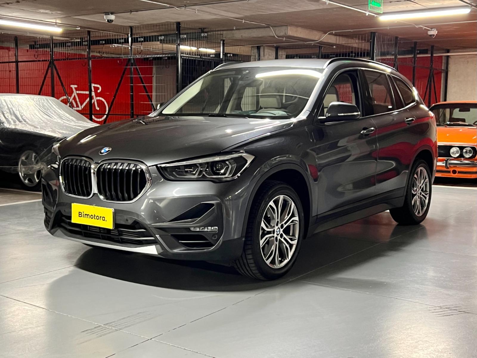 BMW X1 2.0 sDRIVE 20i 2022 MANTENIMIENTO AL DÍA - 