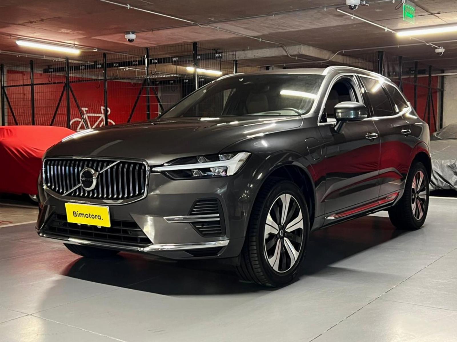 VOLVO XC60 II T8 RECHARGE 2024 MANTENIMIENTO EN LA MARCA UN DUEÑO - Bimotora