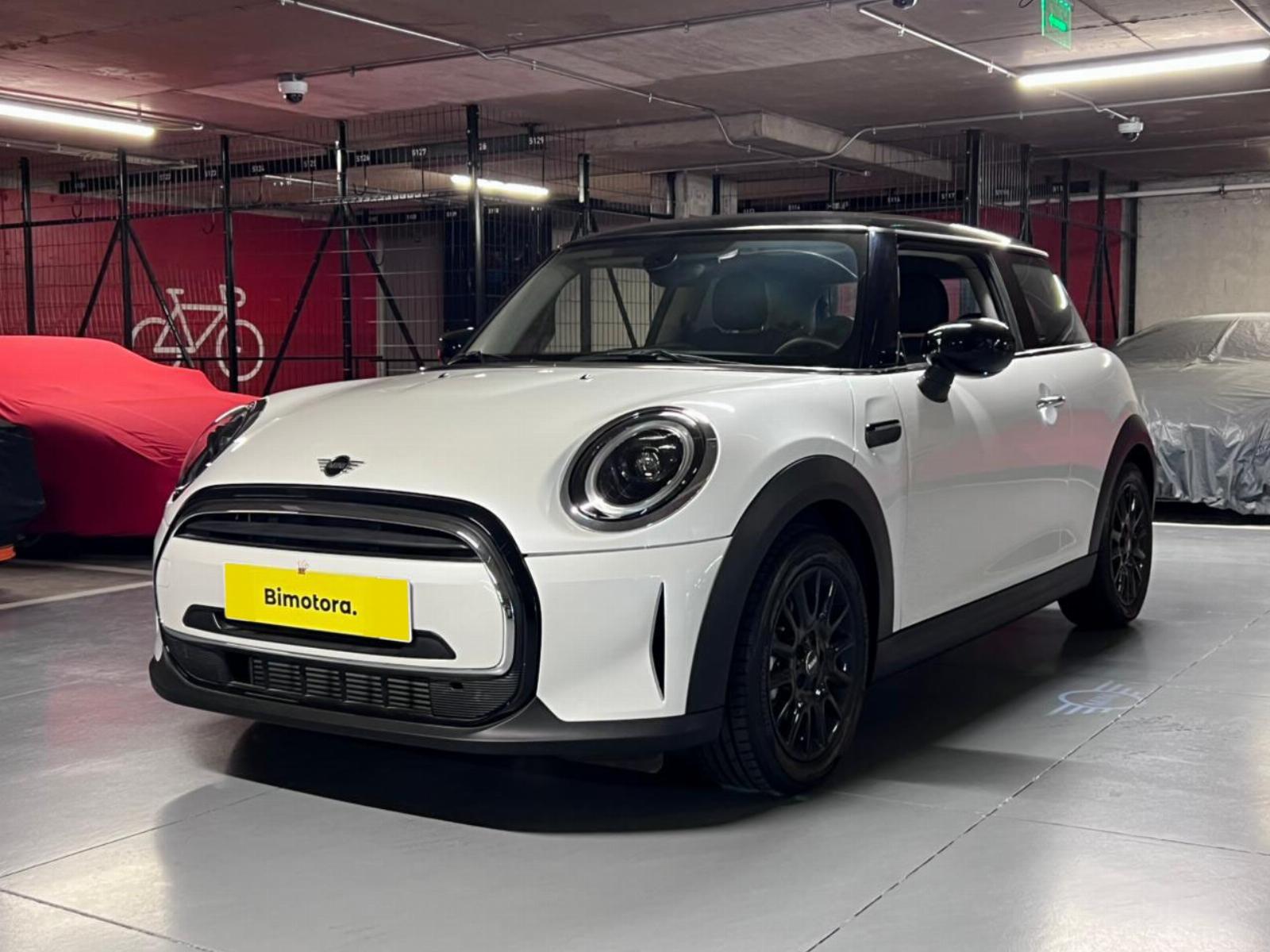MINI COOPER 1.5 TURBO 2024 NUEVO CERO KILÓMETRO - Bimotora