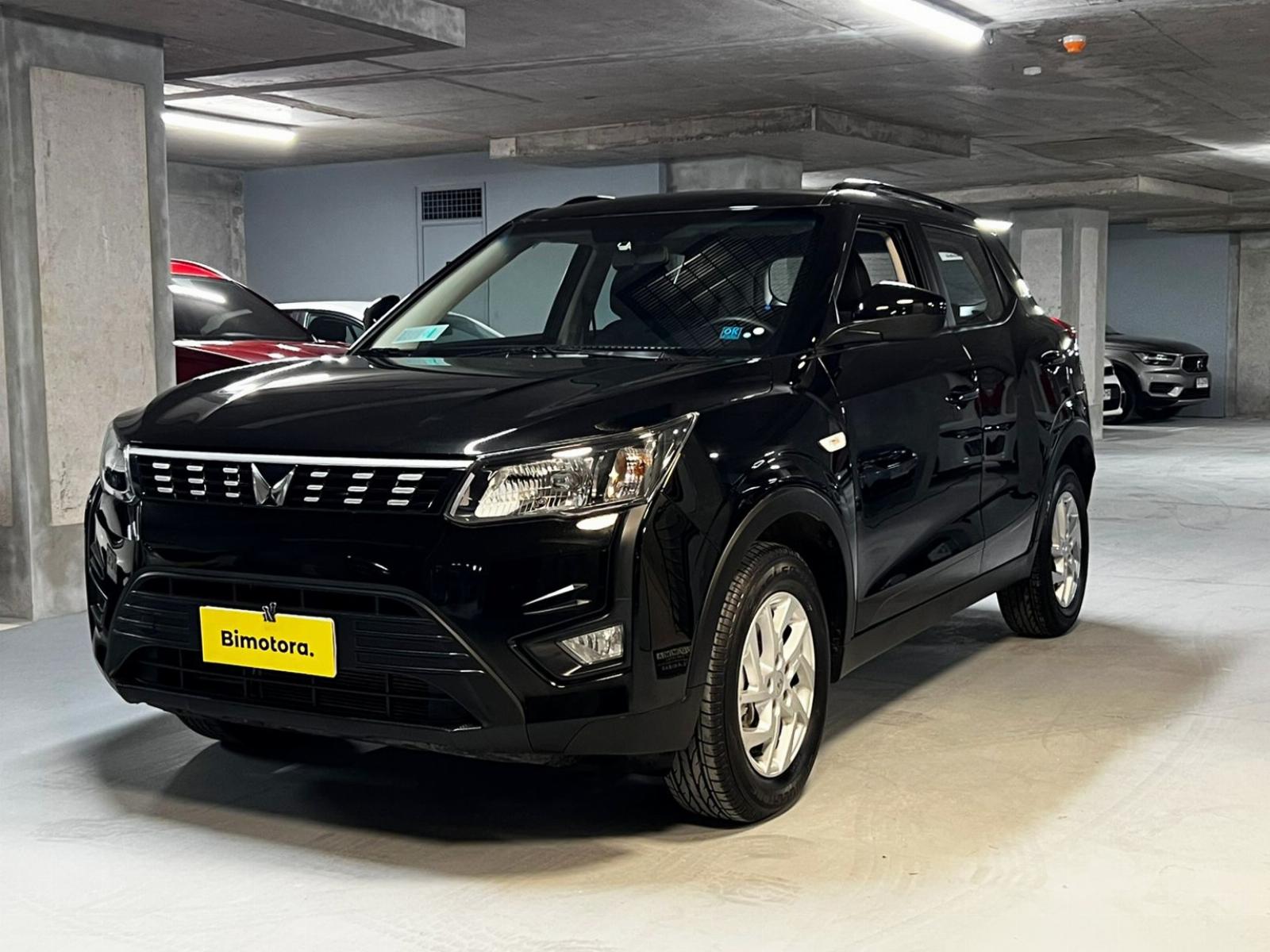 MAHINDRA XUV300 1.2 MT 2025 - FULL MOTOR