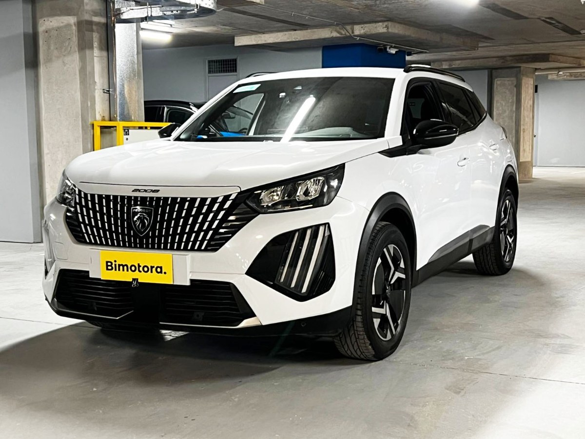 PEUGEOT 2008 ALLURE 130 1.2 AT 2024 - FULL MOTOR