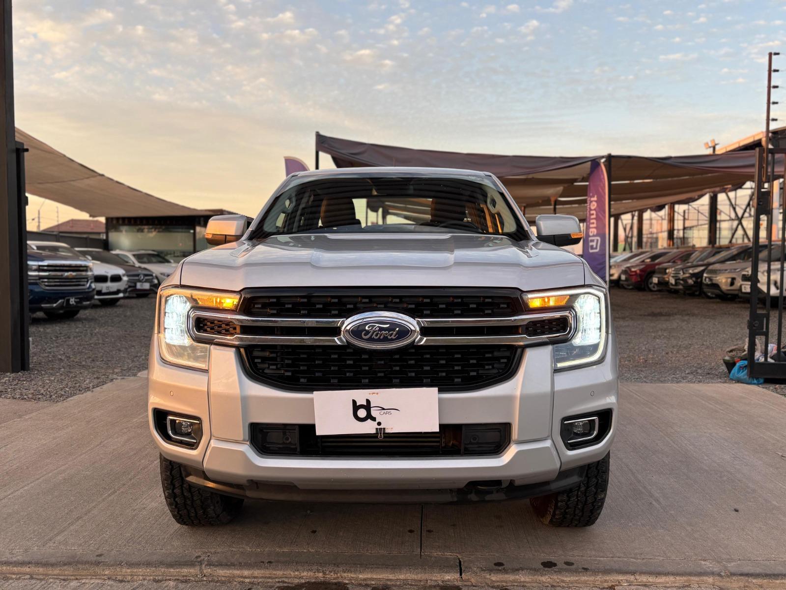 FORD RANGER RANGER XLT 4X4 2.0 2024 MANTENCIONES EN LA MARCA, ÚNICO DUEÑO, DOS LLAVES  - 