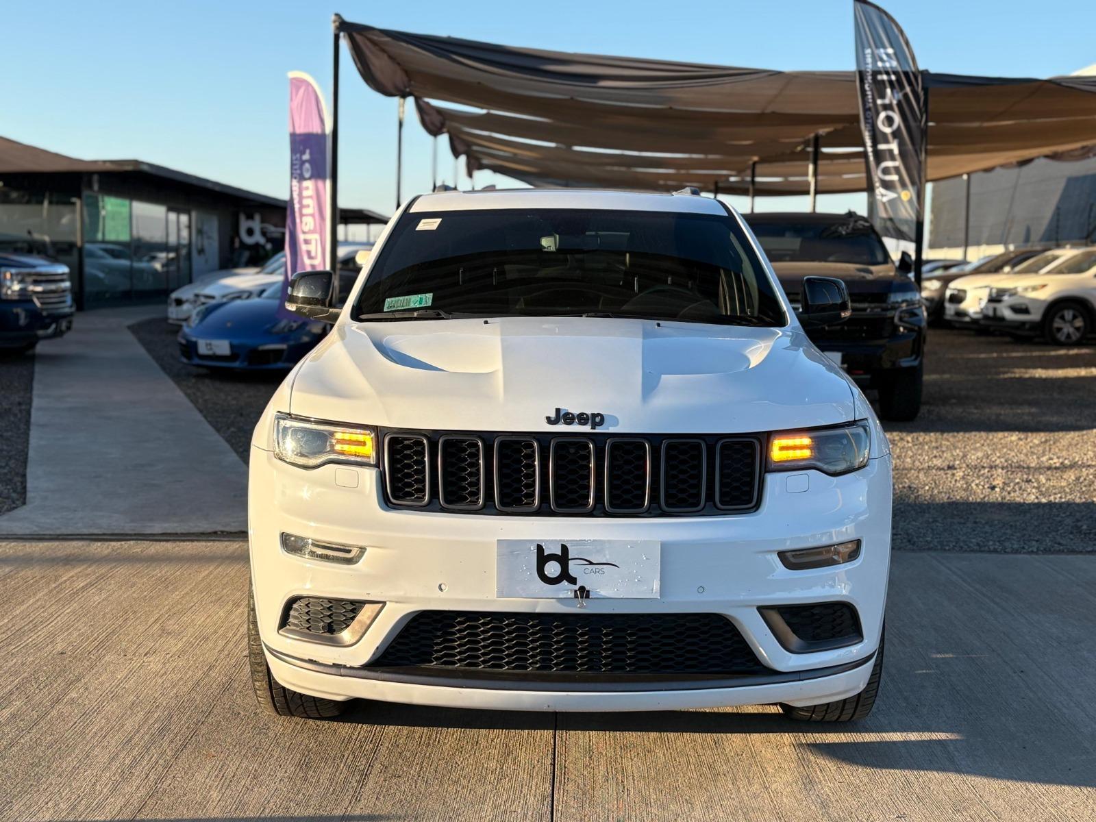 JEEP GRAND CHEROKEE LTD S 4X4 3.6 AUT 2021 MANTENCIONES EN LA MARCA, ÚNICO DUEÑO, EXCELENTE E - 