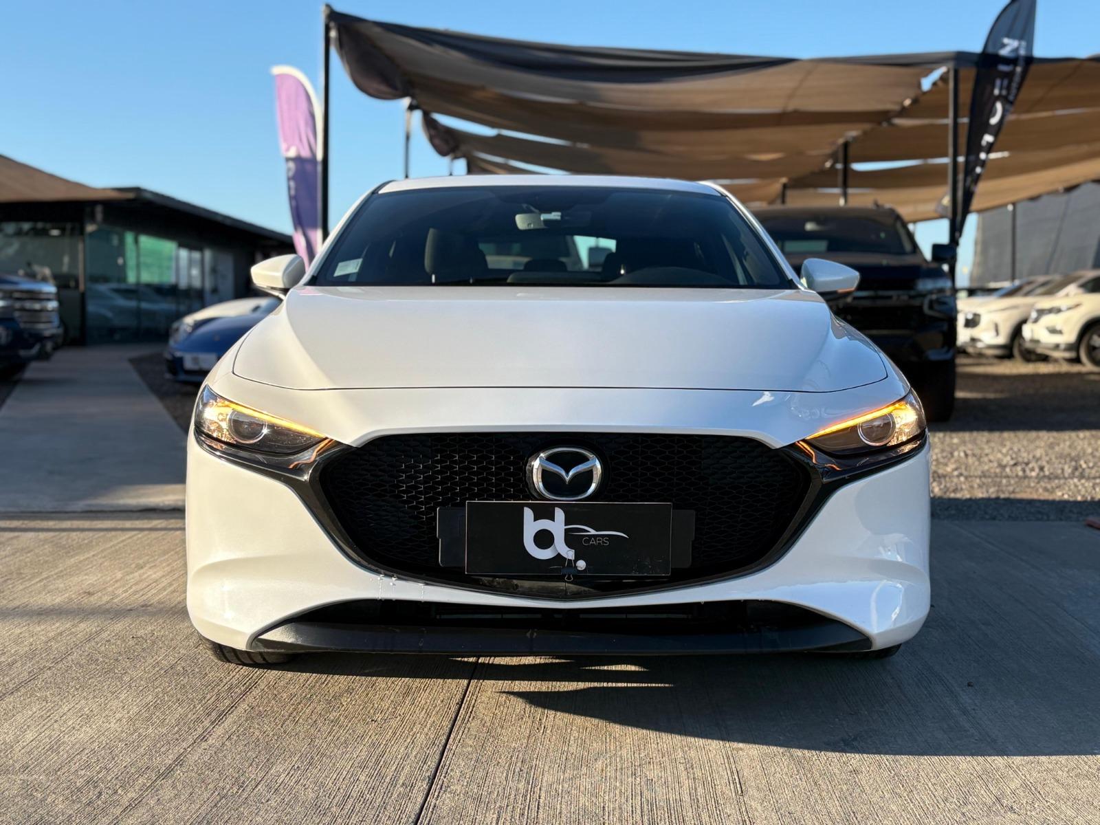 MAZDA 3 HATCH BACK 2.0 AUT  2023 MANTENCIONES EN LA MARCA, ÚNICO DUEÑO, DOS LLAVES - 