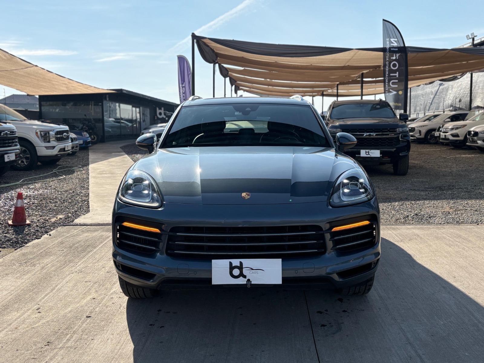 PORSCHE CAYENNE 4X4 3.0 AT 2019 DOCUMENTACIÓN AL DÍA, MANTENCIONES EN LA MARCA, DO - 