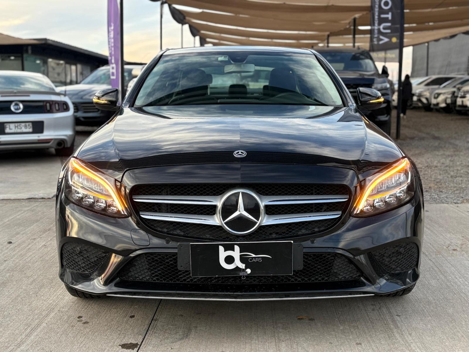 MERCEDES-BENZ C180 FL 1.6 TURBO 2020 DOCUMENTACIÓN AL DÍA, DOS LLAVES  - 