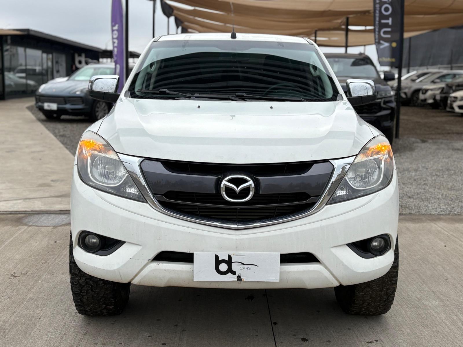 MAZDA BT-50 DCAB 4X4 2.2 2018 DOCUMENTACIÓN AL DÍA, DOS LLAVES - FULL MOTOR
