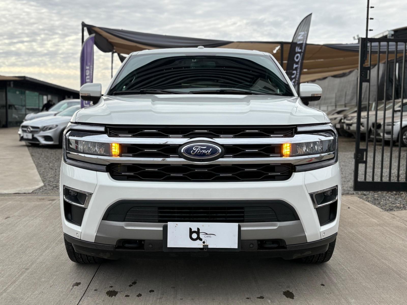 FORD EXPEDITION LTD 4WD 3.5 AUT 2023 MANTENCIONES EN LA MARCA, ÚNICO DUEÑO, DOS LLAVES - 