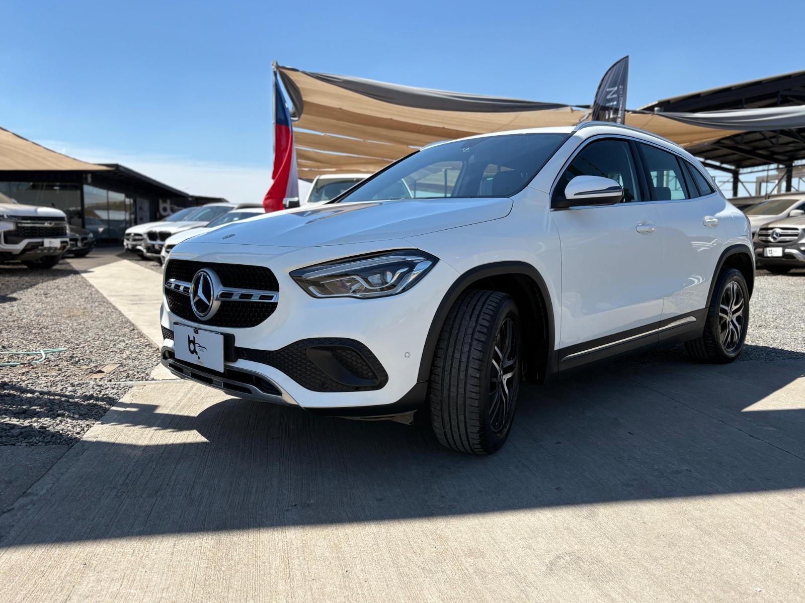 MERCEDES-BENZ GLA 220 1.3 2023 MANTENCIONES EN LA MARCA, ÚNICO DUEÑO, DOS LLAVES - FULL MOTOR