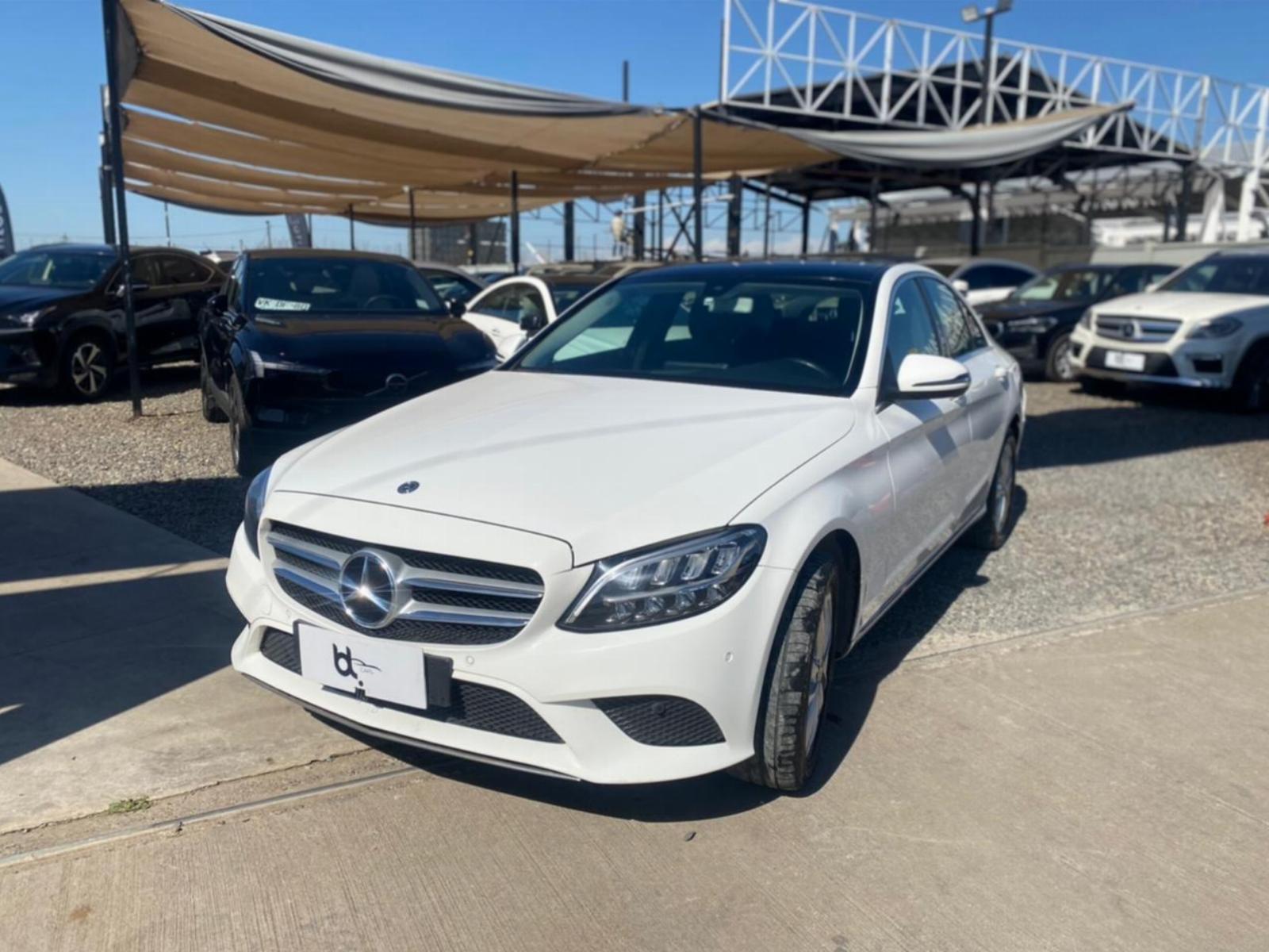 MERCEDES-BENZ C180 SEDAN 2019 MERCEDES BENZ C 180 BLANCO - FULL MOTOR