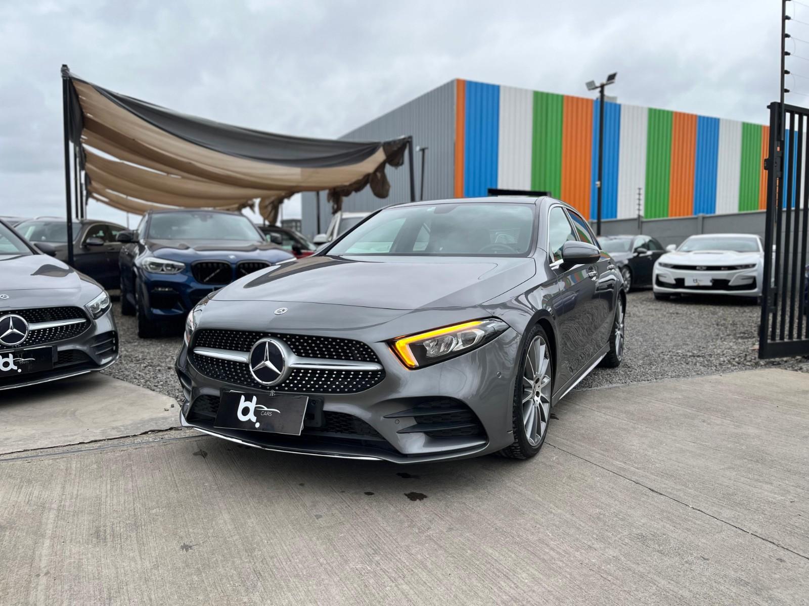 MERCEDES-BENZ A250 A250 HB 2.0 2021 DOCUMENTACIÓN AL DÍA, ÚNICO DUEÑO, DOS LLAVES - FULL MOTOR