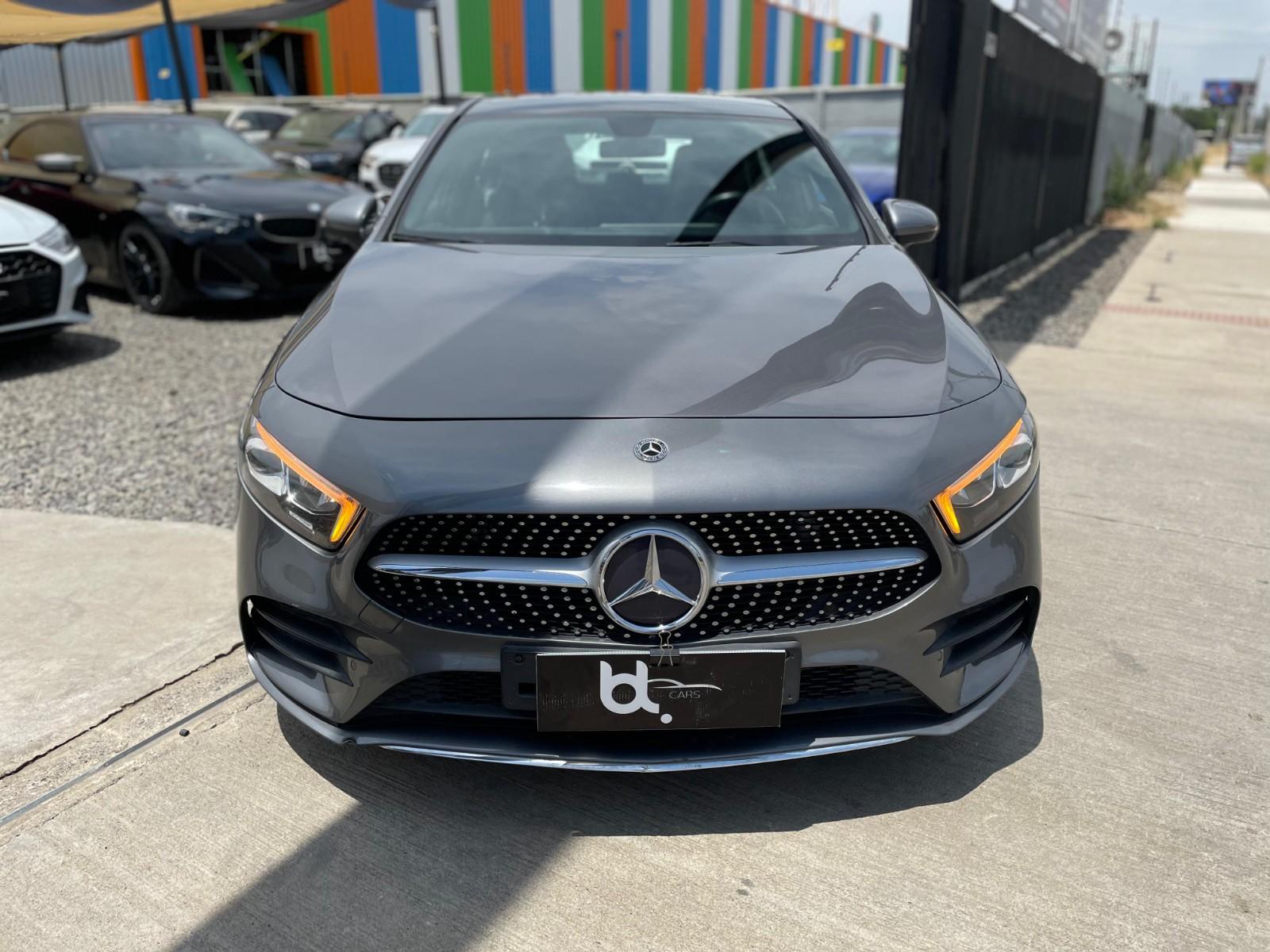 MERCEDES-BENZ A250 MERCEDES BENZ A250 AT 2019 GRAN ESTADO - MANTENCIONES AL DÍA - UNICO DUEÑO - FULL MOTOR