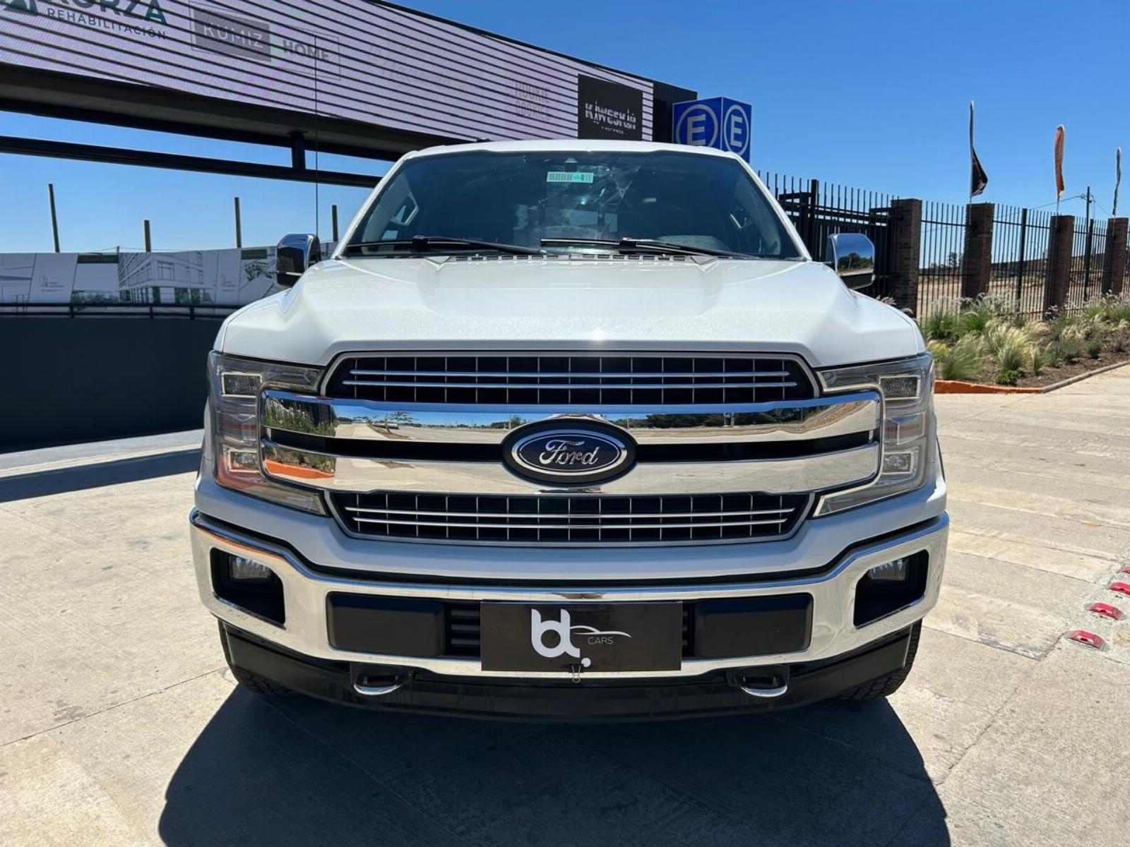 FORD F-150 F150 LARIAT 4X4 5.0 AT 2021 DOCUMENTACION AL DÍA; EXCELENTE ESTADO. - FULL MOTOR