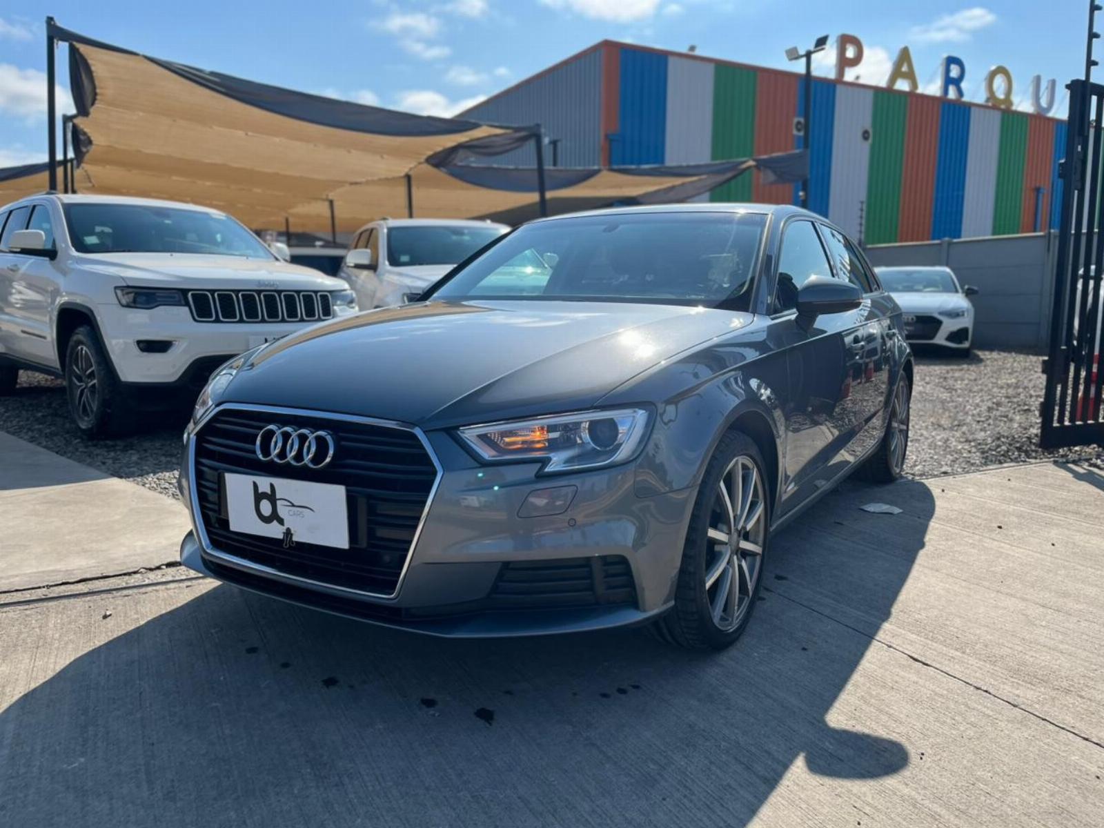 AUDI A3 2019 DOCUMENTACIÓN AL DIA, DOS LLAVES, EXCELENTE ESTADO - FULL MOTOR