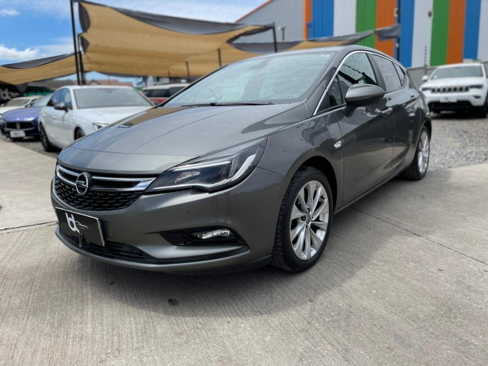 OPEL ASTRA ASTRA 2019 GRAN ESTADO - MANTENCIONES AL DÍA - FULL MOTOR