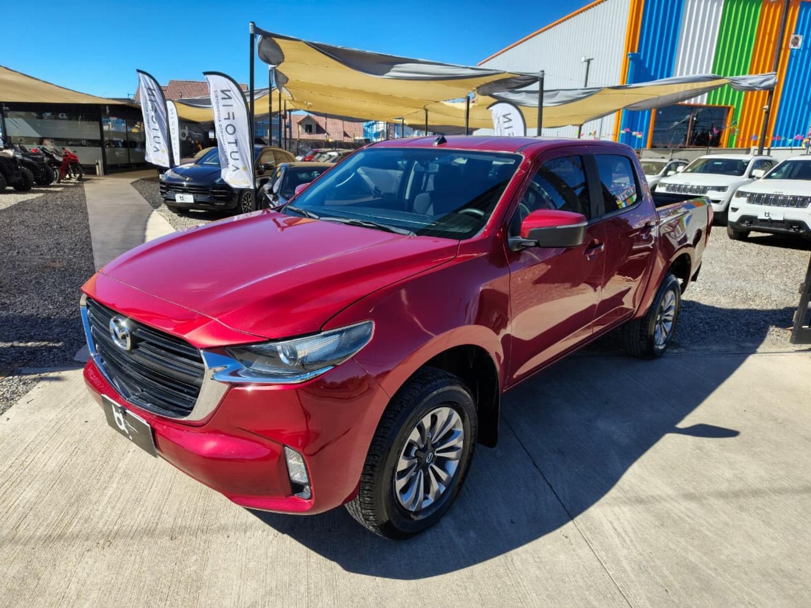 MAZDA BT-50 AUT 3.0 4X4 2023 DOCUMENTACIÓN AL DIA, ÚNICO DUEÑO, DOS LLAVES, - FULL MOTOR