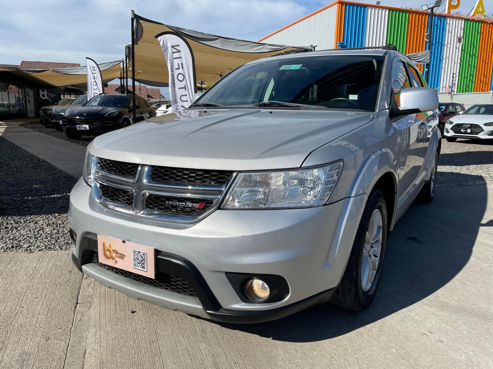 DODGE JOURNEY NEW JOURNEY 2.4 AUT 2014 EXCELENTE ESTADO - MANTENCIONES AL DÍA - UNICO DUE - FULL MOTOR