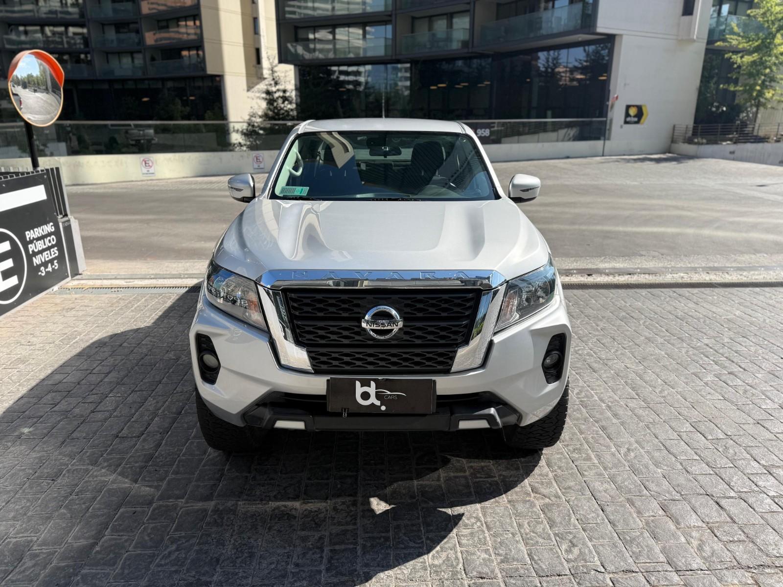 NISSAN NAVARA XE 4x4 MT 2021 IMPECABLE , MANTENCIONES AL DIA , DOCUMENTACION AL - FULL MOTOR