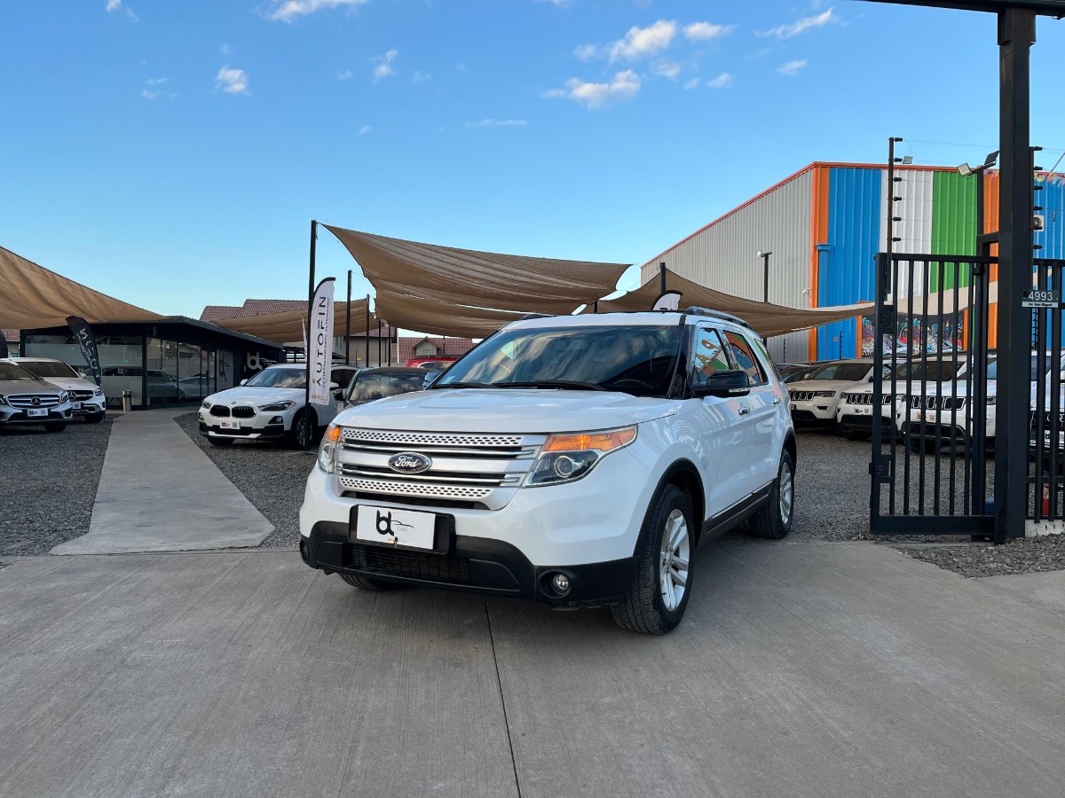 FORD EXPLORER XLT 2015 DOCUMENTACION AL DIA, UNICO DUENO - FULL MOTOR