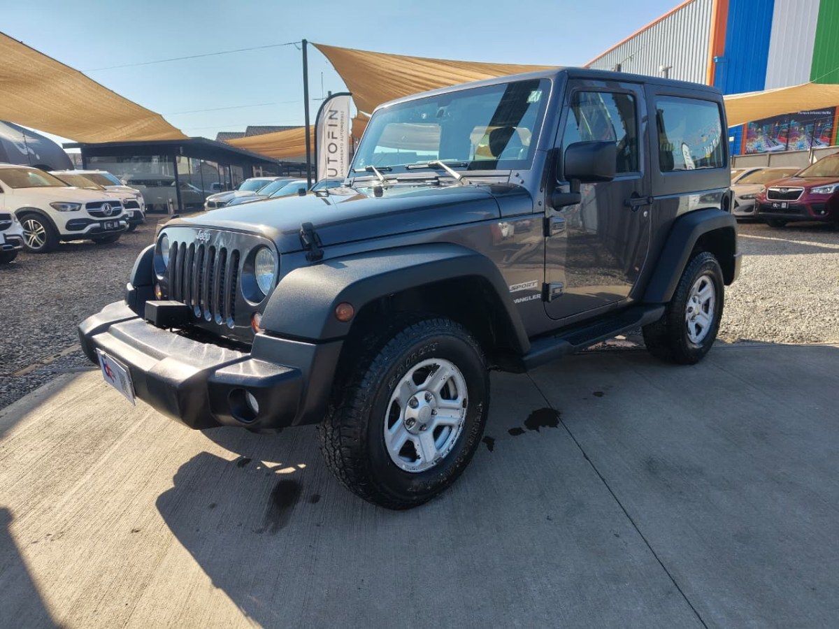 JEEP WRANGLER WRANGLER SPORT 2.8 AUT 2014 DOCUMENTACIÓN AL DIA,DOS LLAVES - FULL MOTOR