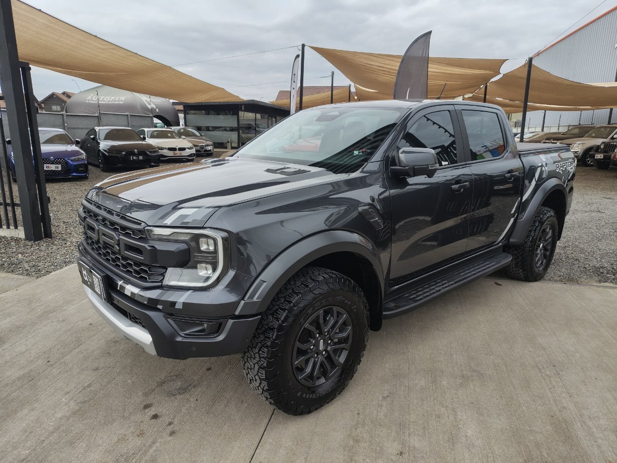 FORD RANGER RAPTOR 3.0 4WD 2025 EXCELENTE ESTADO - MANTENCIONES EN LA MARCA - DOS - FULL MOTOR