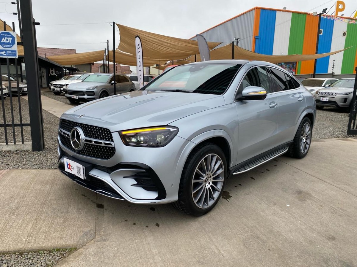 MERCEDES-BENZ GLE 450D 4MATIC 3.0 2025 PERFECTO ESTADO - MANTENCIONES EN LA MARCA - DOS L - FULL MOTOR