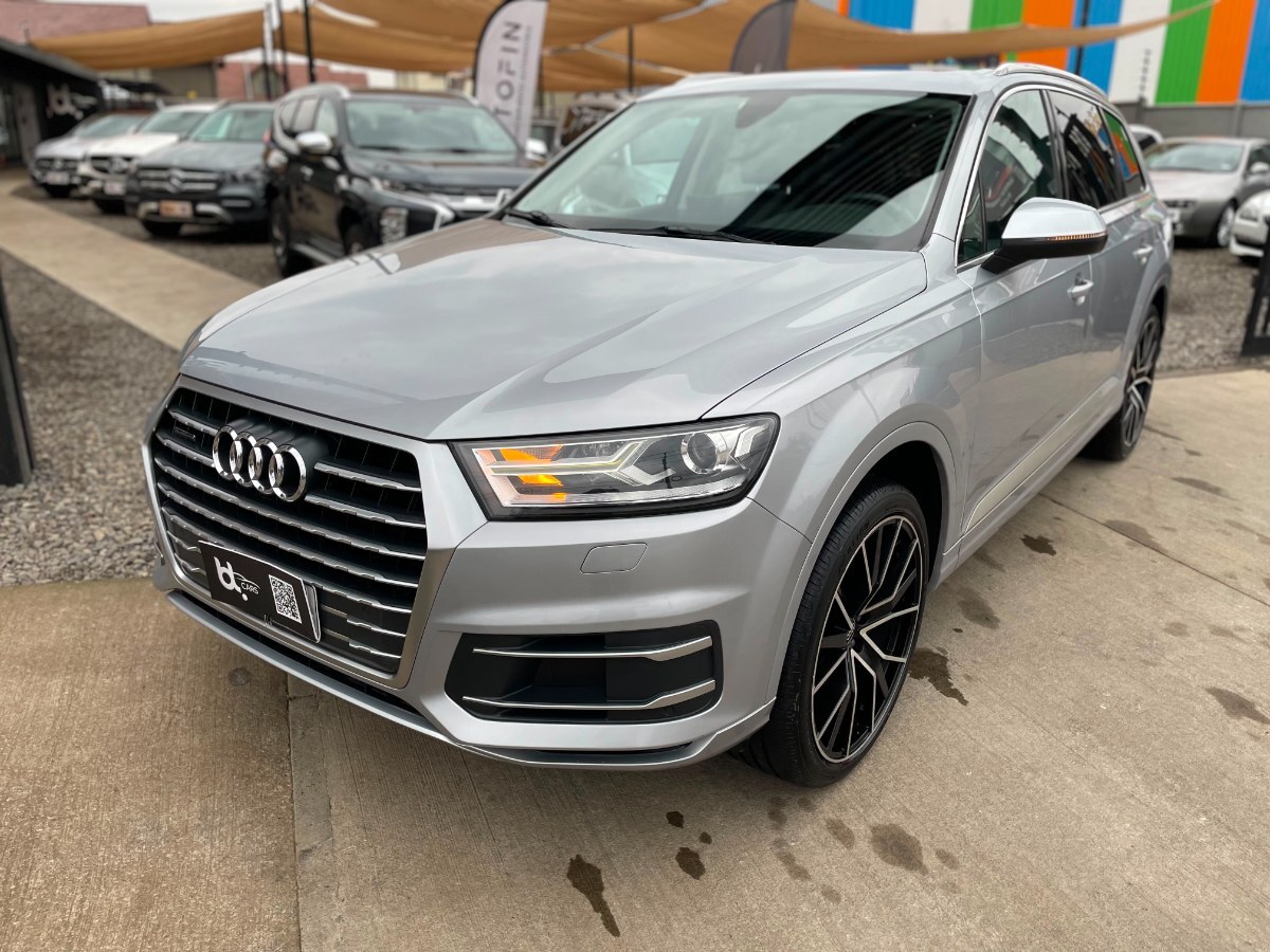 AUDI Q7 TFSI 2.0 AUT 2017 EXCELENTE ESTADO - MANTENCIONES AL DIA  - DOS LLAV - FULL MOTOR