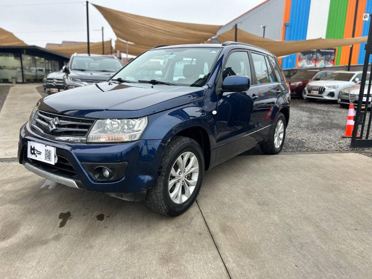 SUZUKI GRAND NOMADE GLX MT 2014 MANTENIMIENTO AL DIA , EN BUENAS CONDICIONES - FULL MOTOR