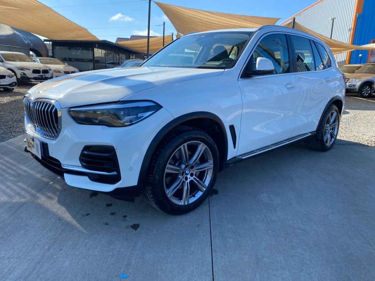 BMW X5 Xdrive 40i 4x4 3.0 2023 UNICO DUEÑO - MANTENCIONES EN LA MARCA - DOS LLAVE - BL CARS