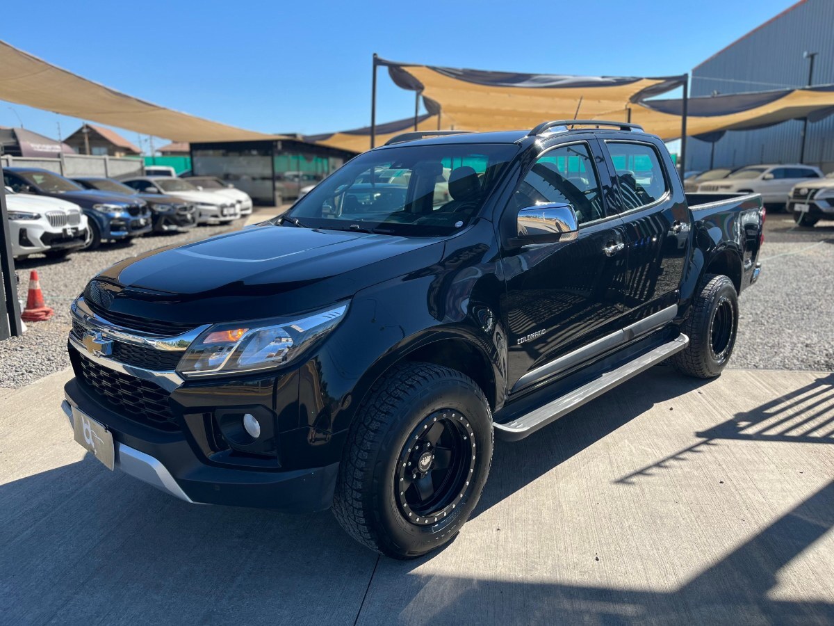 CHEVROLET COLORADO LTZ 4X4 2.8 AT 2023 GRAN ESTADO - MANTENCIONES AL DÍA - DOS LLAVES - FULL MOTOR