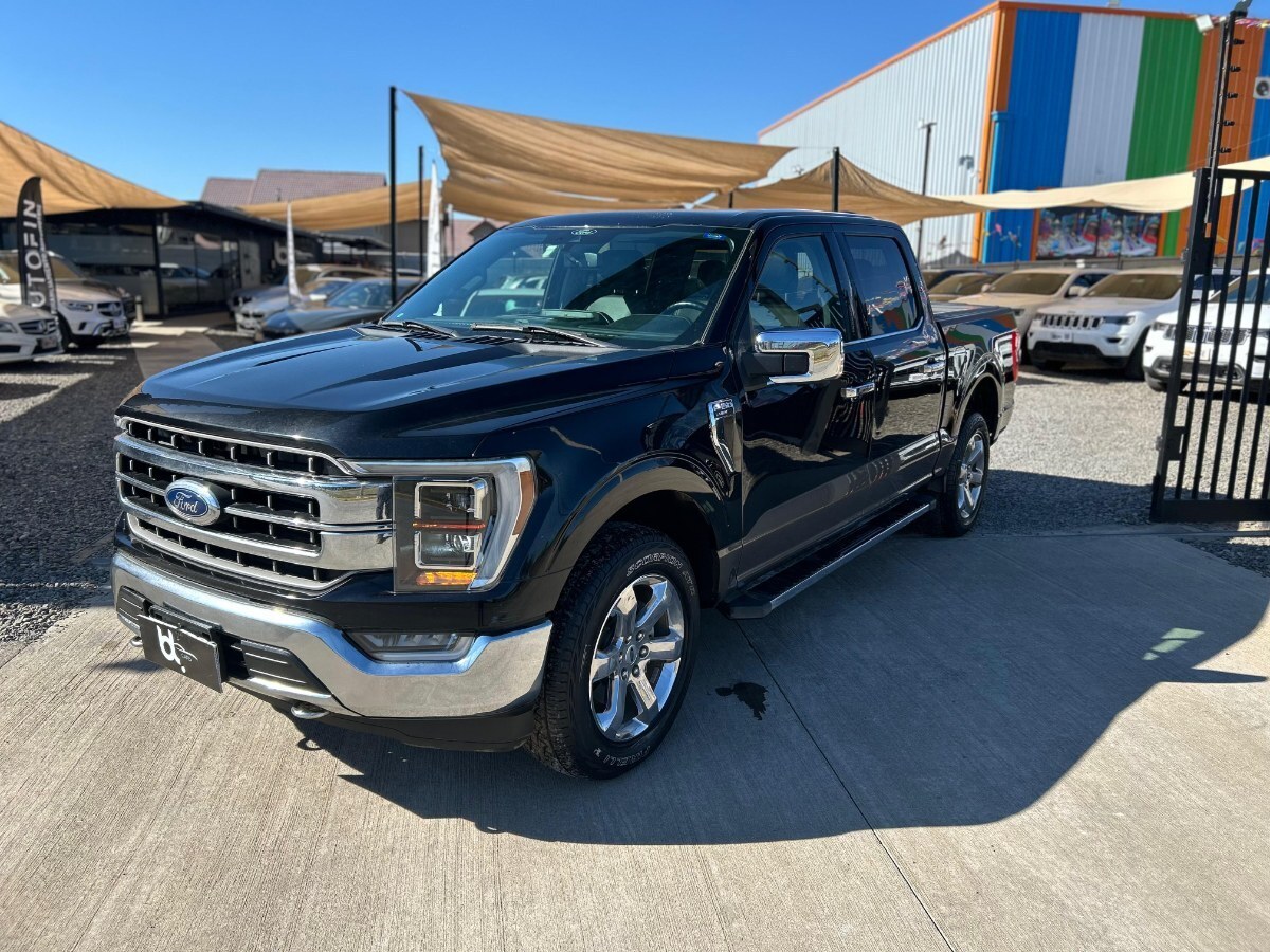 FORD F-150 LARIAT LUXURY 4X4 5.0 2022 EXCELENTE ESTADO - MANTENCIONES AL DÍA - UNICO DUE - FULL MOTOR