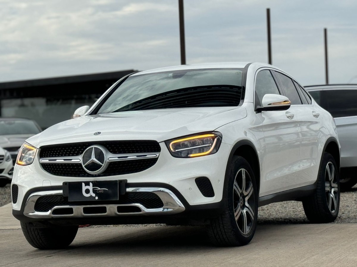 MERCEDES-BENZ GLC 220D 4MATIC 4X4 2.0 AUT 2021 MANTENCIONES EN LA MARCA, DOS LLAVES - FULL MOTOR